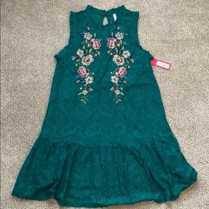 NWT lace flowy dress